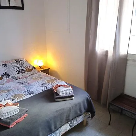 Cosy, Direct Plage, Parking Gratuit Et Vue Mer ! *